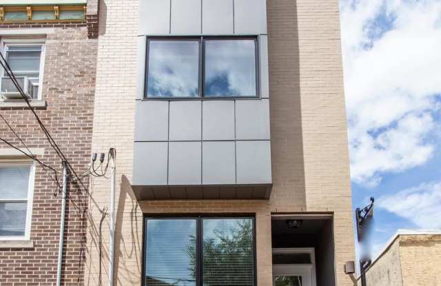 Photo of 1519 OGDEN Street unit: 1