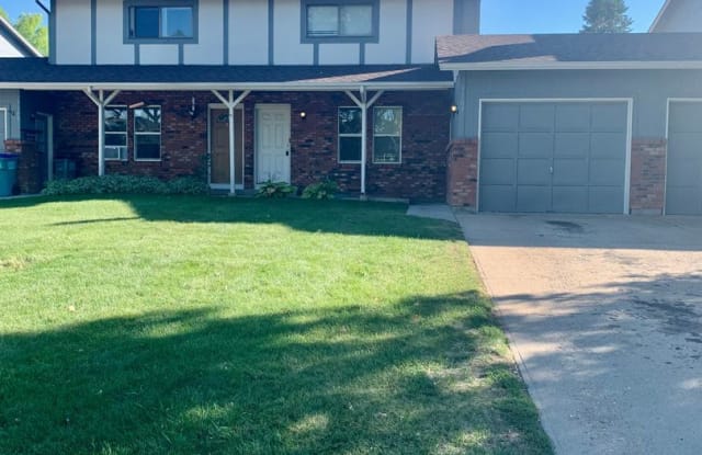 3107 Azalea Dr. - 3107 Azalea Drive, Fort Collins, CO 80526