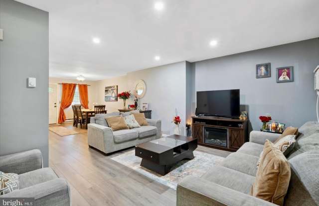 283 CARDIGAN Terrace