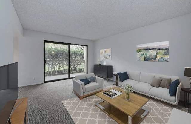 Large 1 Bedroom in Walnut Creek, Gym, Pool, Walk to Town
