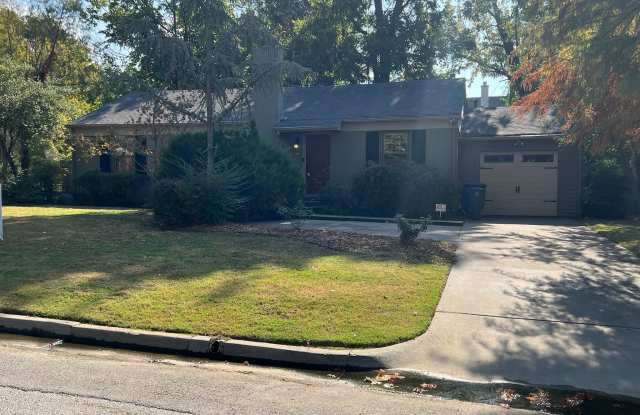 1530 East 37th Place