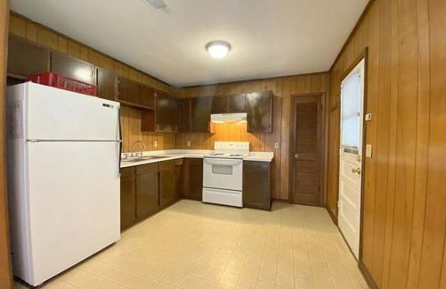 1007 Sunnyside Drive