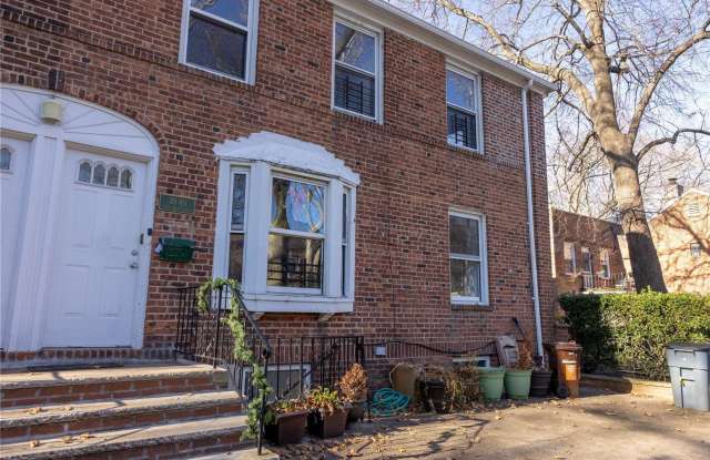 39-40 46th Street - 39-40 46th Street, Queens, NY 11104