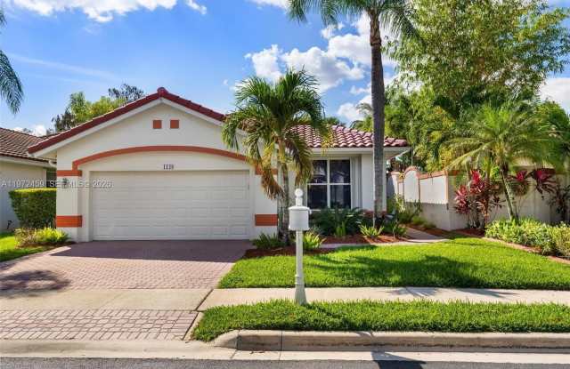 1140 W Bel Aire Dr W