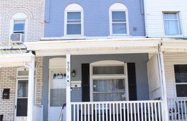 939 N 5th