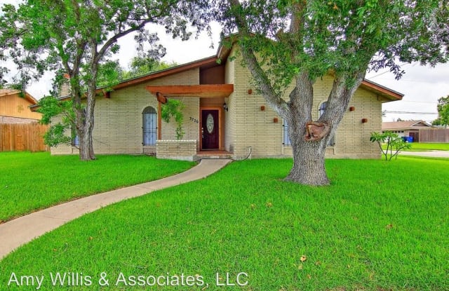 3726 Tripoli - 3726 Tripoli Dr, Corpus Christi, TX 78415