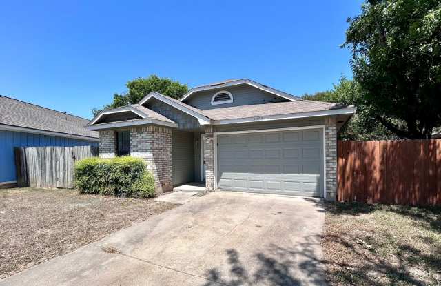 Photo of 1908 Rainy Meadows Dr 78758 | 2 Bedroom 1 Bath 1 Car Garage $1595