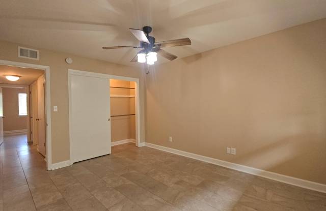 726 Eglin Pkwy NE Unit 5A