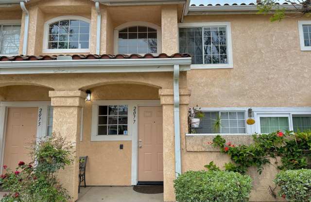 2077 Blackberry Cir