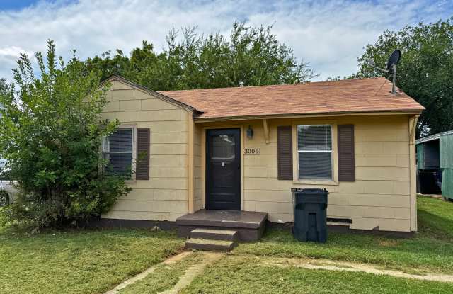 3006 Colquit Rd