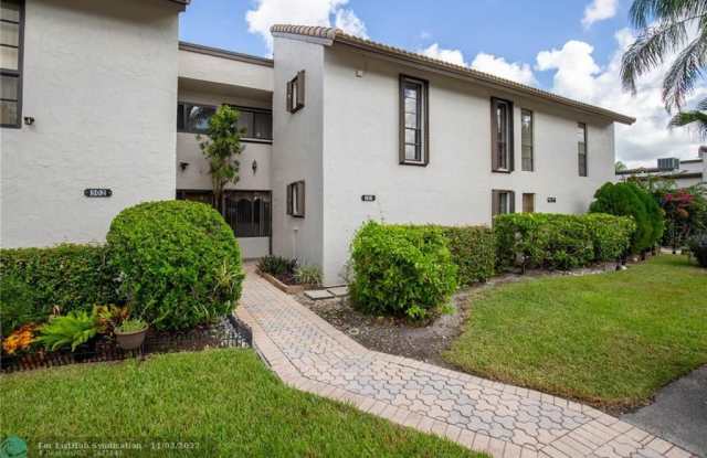 9713 N New River Canal Rd - 9713 North New River Canal Road, Plantation, FL 33324