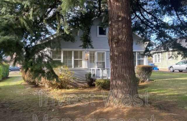 729 Washougal River Road - 729 Washougal River Road, Washougal, WA 98671