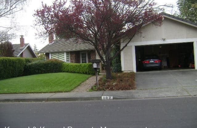 107 Seneca Way - 107 Seneca Way, Vacaville, CA 95688