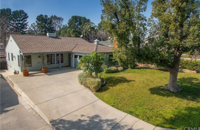 443 S Lamer Street - 443 South Lamer Street, Burbank, CA 91506