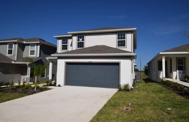 Photo of 3 Bedroom 2 1/2 Bath Single Family Home at 7780 Syracuse Dr Clermont, FL 34714