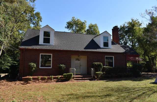 Photo of 804 Hickman Road