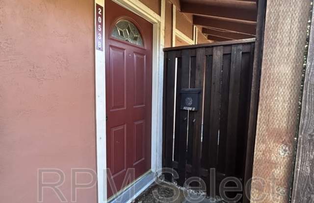 2053 Olivera Rd