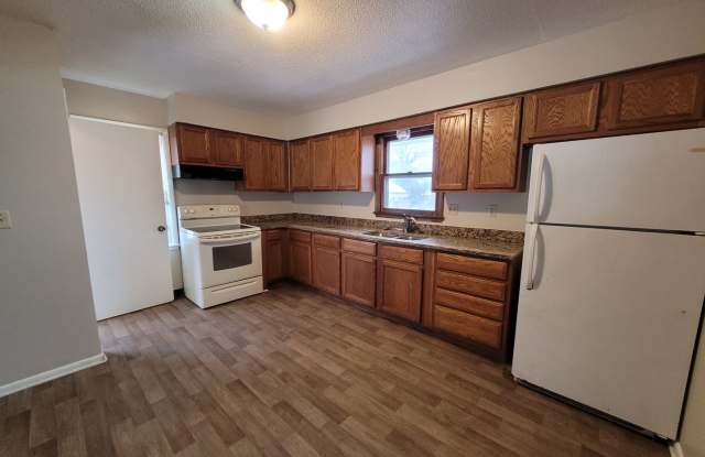 Photo of Four Bedroom Single-Family Home