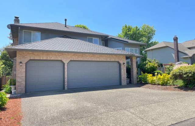 Traditional 4-Bed, 2.5-Bath Home with Stunning Views, Central A/C, and Modern Amenities!