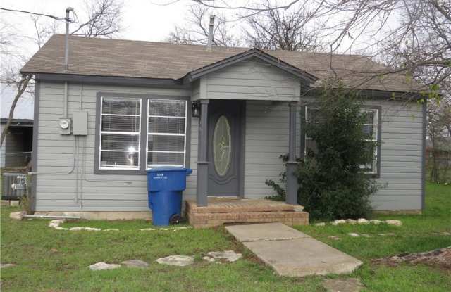 406 W Avenue E - 406 West Avenue East, Copperas Cove, TX 76522