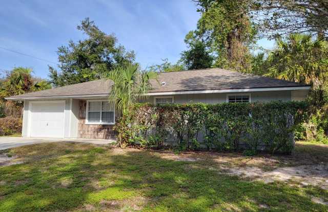 Photo of Two Bed/Two Bath~Bright  Clean~One Car Garage~Yard