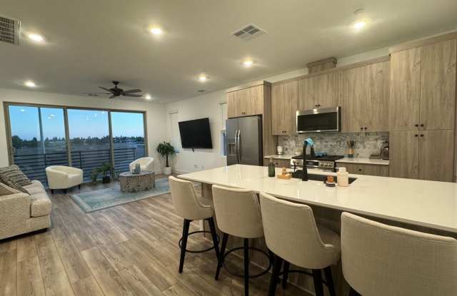 Photo of 2-Bedroom  2-Bathroom Townhome in Clovis, California