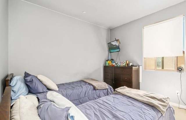 801 S Anaheim Boulevard