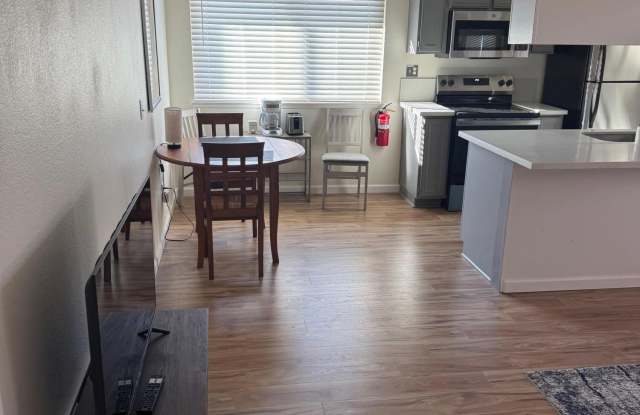 72670 Thrush Road unit: 4