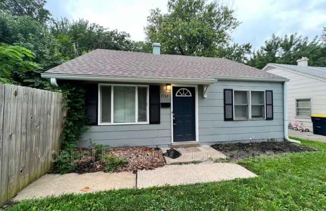 7132 Wayne Ave - 7132 Wayne Avenue, Kansas City, MO 64131