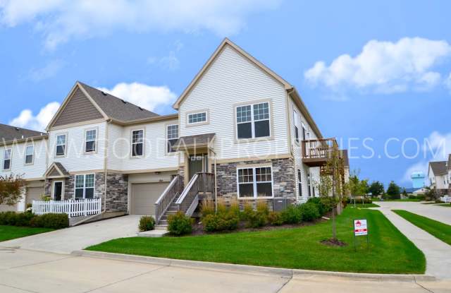 2 Bedroom 2.5 Bath Town House near Jordan Creek photos photos