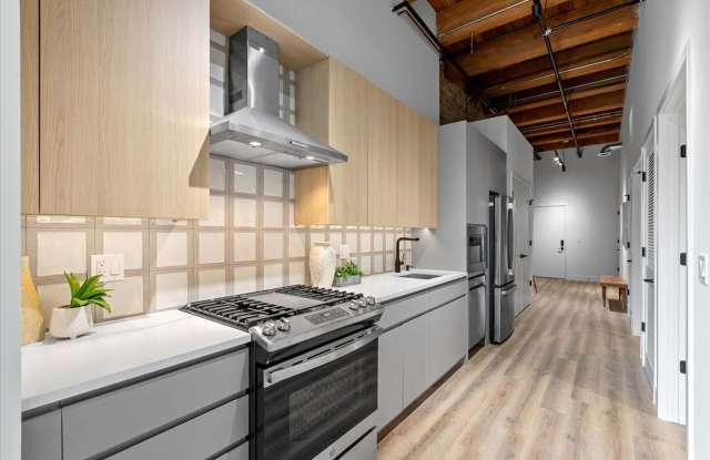 153 West Ohio Street