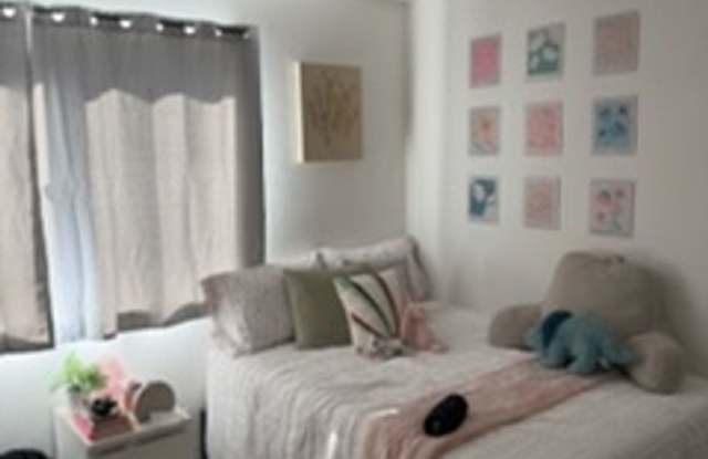 3 Bedroom 2.5 Bath House/ 347 Jeffrey Drive SLO