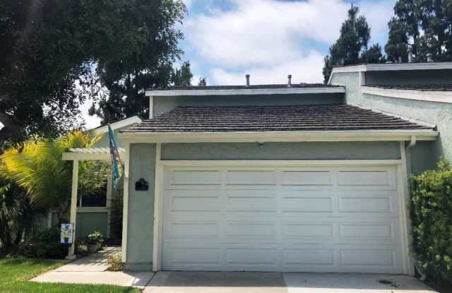 Photo of 33055 Dolphin Court