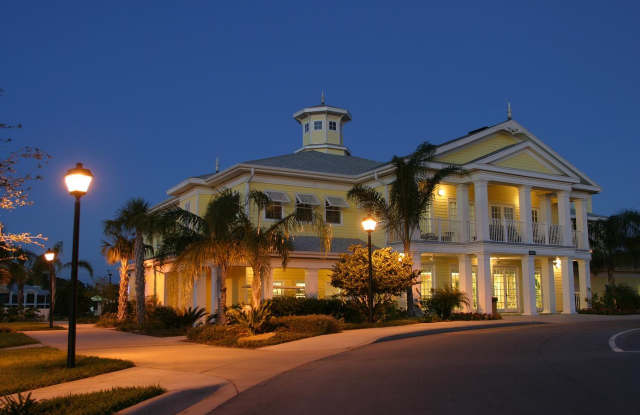 803 Gran Bahama Boulevard