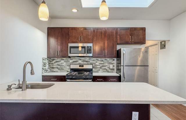 Photo of 209-211 Main Street unit: 2N