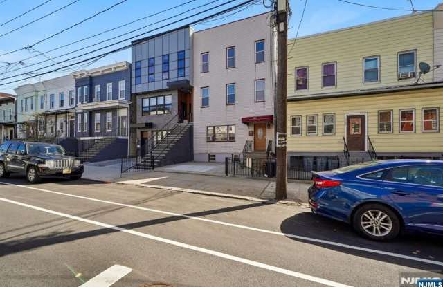 364 New York Avenue 1