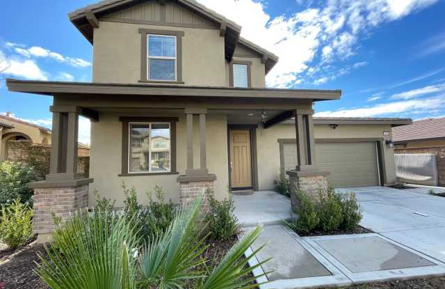 Spacious  Modern Home in Jurupa Valley!