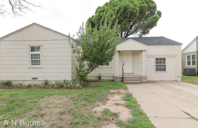 2743 Eisenhower Rd - 2743 Eisenhower Road, Odessa, TX 79762