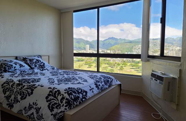 2 bedroom FULLY FURNISHED Condo with Parking in Waikiki