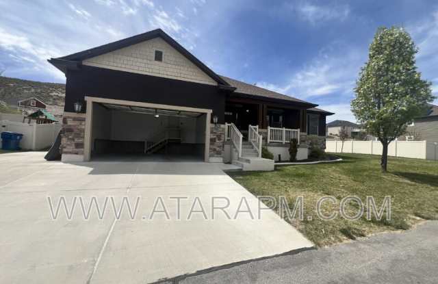 Photo of 1529 Lake View Terrace Rd