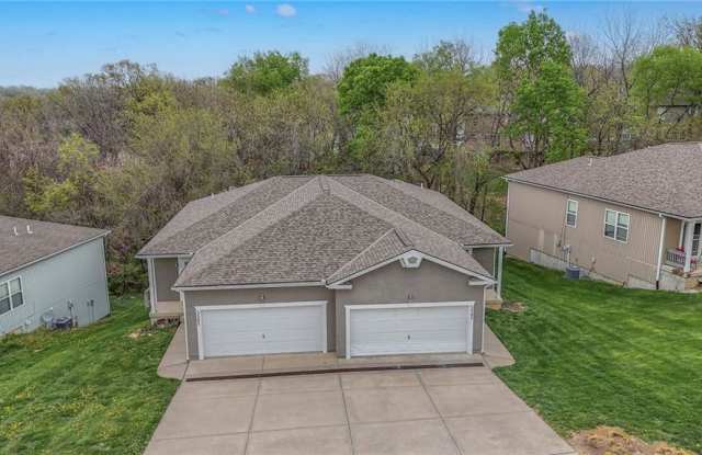 Photo of 3305 North 103rd Terrace - 3305