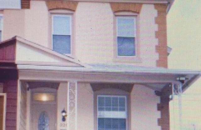 320 LONEY Street unit: (2Nd Fl)