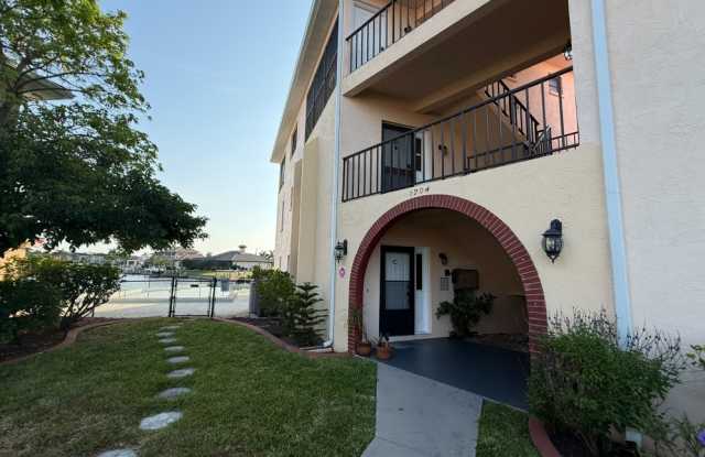 1204 Spanish Cay Ln Apt A - 1