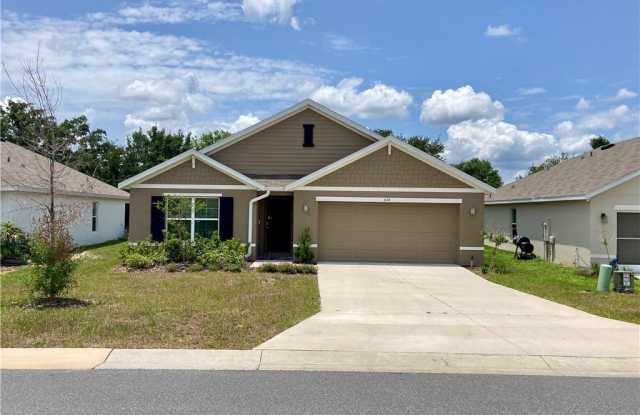 614 W Fairways View Drive