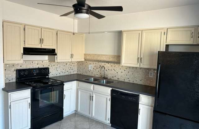 1418 East El Parque Drive