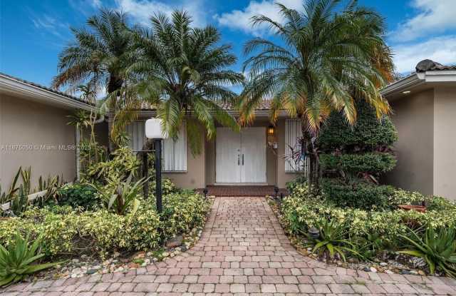 Photo of 20525 Highland Lakes Blvd