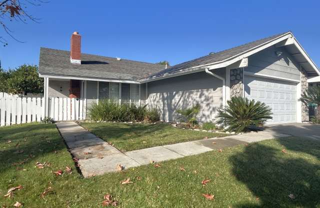 ROLLING RIDGE DR CHINO HILLS 91709 (3 BED / 2 BATH)