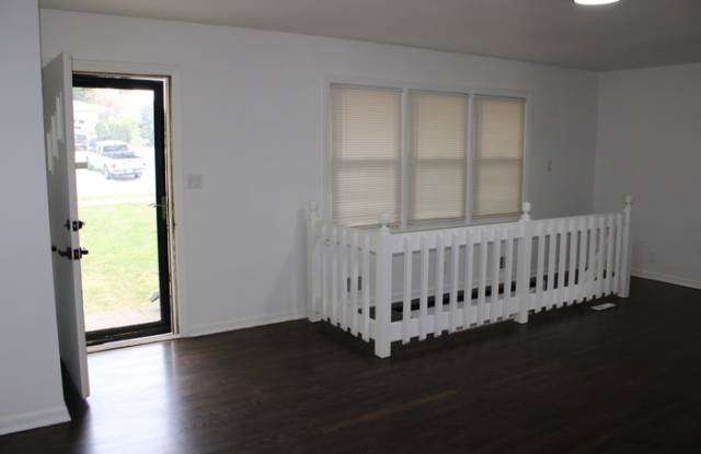 2403 Northeast Shady Lane Drive