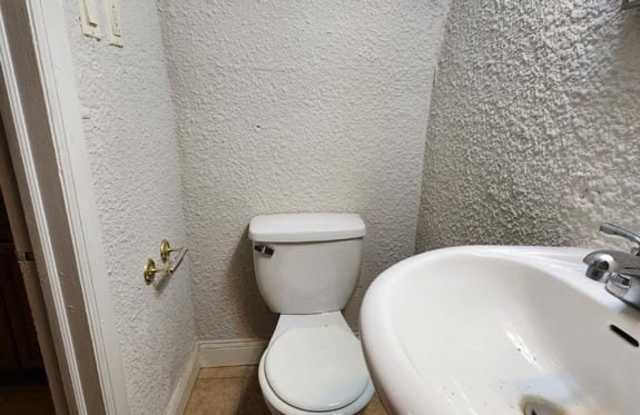 4522 SPRINGFIELD AVENUE