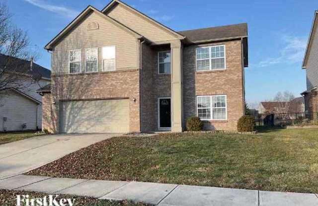 8728 North Springview Drive